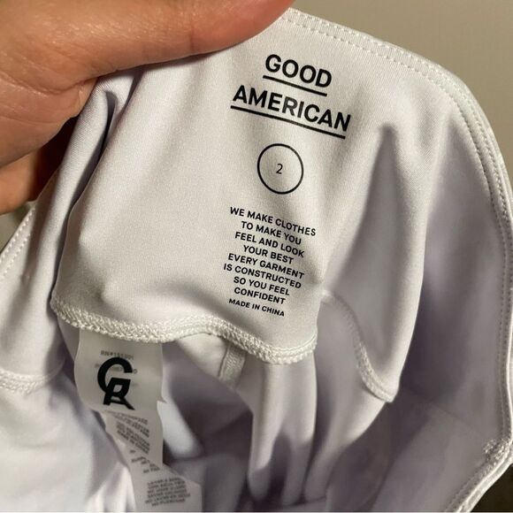 NWT Good American Icy Leopard Legging Foil White Gray- Size 2 (Medium) - Picture 8 of 11